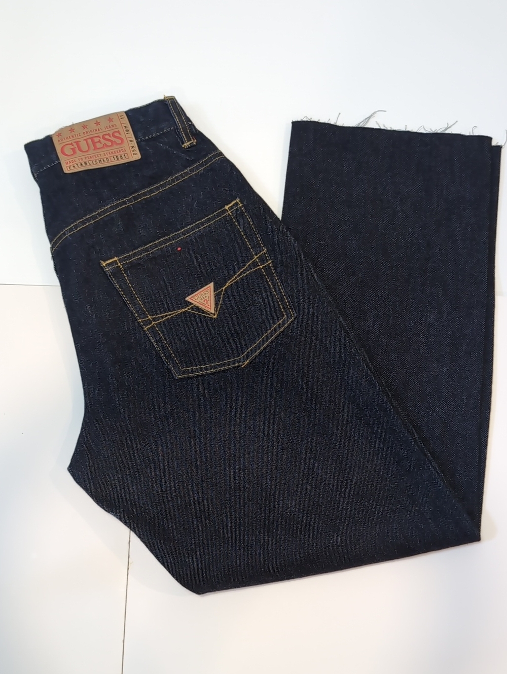 Vintage 90's Guess Dark Wash Mom Jeans Size 29